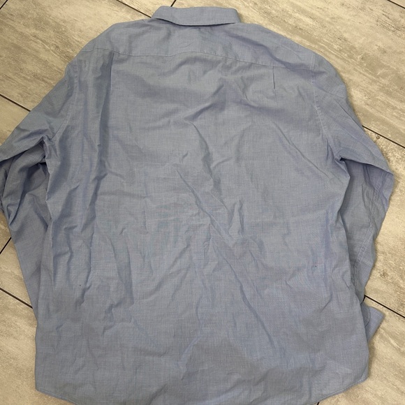 J crew men button down shirt size Large blue. Great condition no stains no rips - Picture 2 of 4